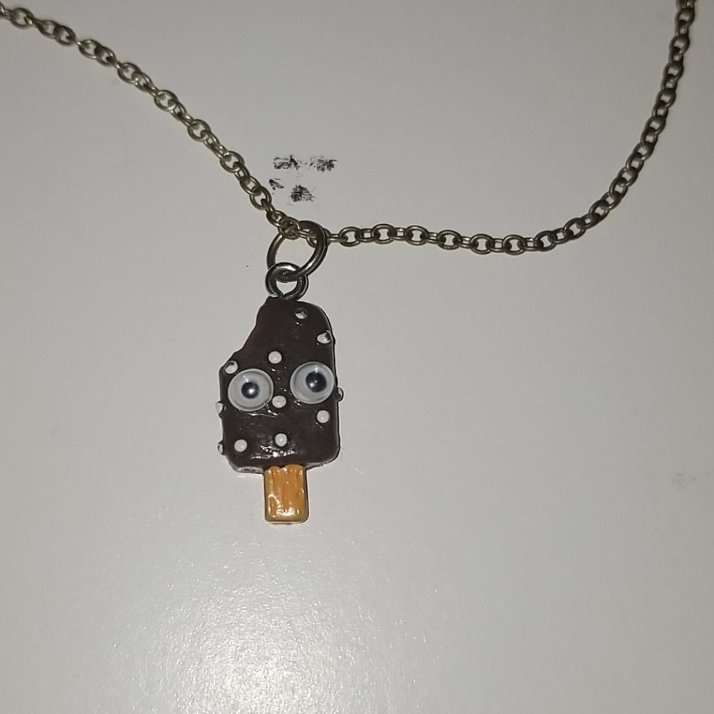 googly eye popsicle necklace